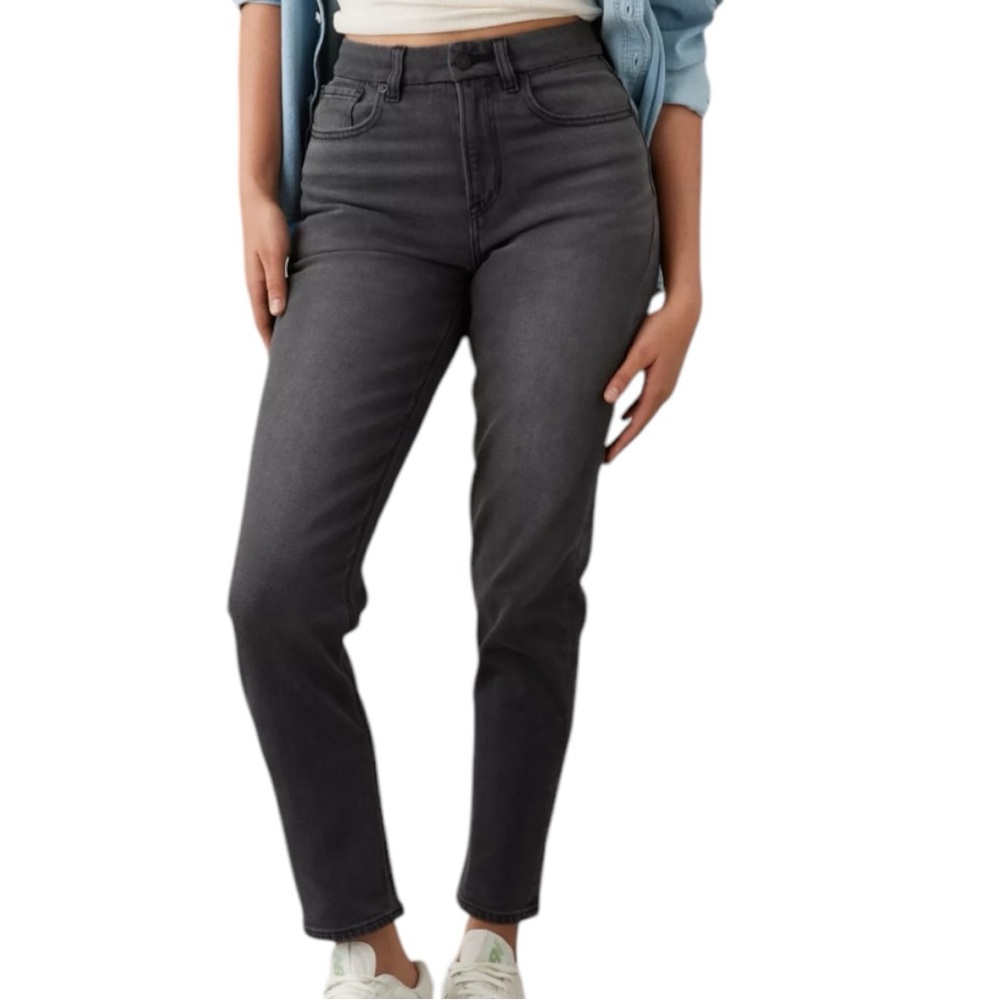 American Eagle Outfitters Stretch Mom Jeans